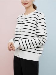 Kardigan z guzikami w paski - biały. Białe kardigany damskie Sinsay, l, bez wzorów, bez kołnierzyka. Za 49.99 zł.