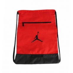 Worek szkolny torba gimnastyczna Air Jordan Sport Gym Sack 9A0746-R78. Czerwone torby sportowe męskie Jordan, bez wzorów. Za 150.45 zł.