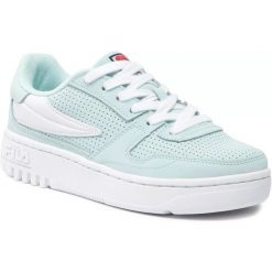 Buty do chodzenia damskie Fila Fxventuno Perfo. Niebieskie obuwie sportowe damskie Fila, bez wzorów, bez zapięcia, trekkingowe. W wyprzedaży za 360.55 zł.