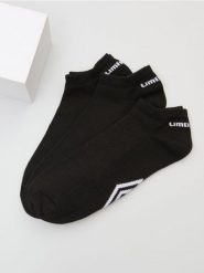 Skarpetki 3 pack Umbro - czarny. Czarne skarpety męskie Sinsay, bez wzorów. Za 19.99 zł.