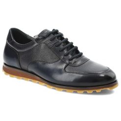 Granatowe Półbuty Brooman Eleganckie Obuwie Męskie. Niebieskie półbuty męskie Brooman, bez wzorów, z dresówki, bez obcasa, bez zapięcia. Za 609.00 zł.