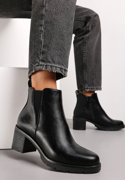 Czarne Botki na Słupku z Elastyczną Wstawką Zefirino. Czarne botki damskie Renee, bez wzorów, eleganckie, bez obcasa, na obcasie, bez zapięcia. Za 119.99 zł.