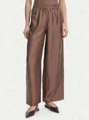 Marella Spodnie materiałowe Quiz 2613131105 Brązowy Relaxed Fit. Brązowe spodnie materiałowe damskie Marella, bez wzorów, z jedwabiu. Za 1,104.99 zł.