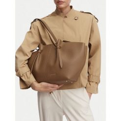 Torebka GINO ROSSI. Brązowe shopperki damskie Gino Rossi, bez wzorów, bez dodatków. Za 229.99 zł.