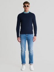 Sweter męski o teksturalnym splocie bawełniany granatowy Reylon 403. Niebieskie swetry męskie BIG STAR, l, bez wzorów, z bawełny, eleganckie, bez kołnierzyka, bez ramiączek. Za 199.99 zł.
