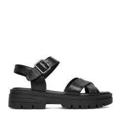 Sandały Lasocki. Czarne sandały damskie Lasocki, bez wzorów, bez obcasa, na płaskiej podeszwie, bez zapięcia. Za 169.99 zł.