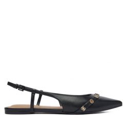 Baleriny Guess. Czarne balerinki damskie Guess, z aplikacjami, bez obcasa, bez zapięcia. Za 589.99 zł.