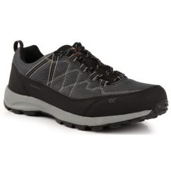 Buty trekkingowe dla meżczyzn Regatta SAMARIS LITE LOW. Czarne trekkingi męskie Regatta, bez zapięcia. Za 259.99 zł.