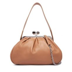 Torebka Weekend Max Mara. Brązowe torebki wizytowe damskie Weekend Max Mara, bez wzorów, bez dodatków. Za 1,839.00 zł.