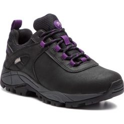 Trekkingi MERRELL - Vego Ltr Wp J599536 Black/Grape. Czarne obuwie trekkingowe damskie Merrell, z materiału, bez zapięcia. W wyprzedaży za 249.00 zł.