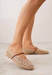 Beżowe Ażurowe Balerinki z Imitacji Plecionki z Paskiem Naeraea. Brązowe balerinki damskie Born2be, na lato, w ażurowe wzory, klasyczne, bez obcasa, bez zapięcia. Za 99.99 zł.