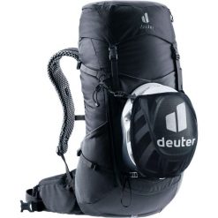Deuter Plecak turystyczny Futura 26 black. Czarne plecaki męskie Deuter, bez wzorów, z materiału. Za 811.45 zł.