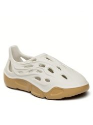 Steve Madden Półbuty Vine Slip-on SM11002858-02002-OWK Biały. Białe półbuty damskie Steve Madden, bez wzorów, z gumy, bez obcasa, na płaskiej podeszwie, bez zapięcia. Za 449.99 zł.