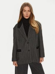 Haveone Marynarka JMY-M051 Czarny Regular Fit. Czarne marynarki i żakiety damskie Haveone, bez wzorów, z syntetyku, bez kołnierzyka, bez ramiączek. Za 479.99 zł.