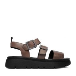 Sandały Lasocki. Brązowe sandały damskie Lasocki, bez wzorów, bez obcasa, na płaskiej podeszwie, bez zapięcia. Za 179.99 zł.