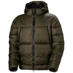 Kurtka z kapturem Helly Hansen W22 Arc. Brązowe kurtki sportowe damskie Helly Hansen, na zimę, bez wzorów, z puchu, bez ramiączek, z kapturem, narciarskie. W wyprzedaży za 1,884.00 zł.
