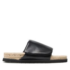 Klapki JENNY. Czarne klapki damskie Jenny, bez wzorów, bez obcasa, bez zapięcia. Za 129.99 zł.