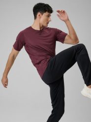 4F Koszulka treningowa regular szybkoschnąca męska - burgundowa L. Czerwone t-shirty męskie 4F, l, bez wzorów, ze skóry, bez kołnierzyka, bez ramiączek. Za 129.99 zł.