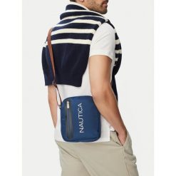 Saszetka Nautica. Niebieskie saszetki i nerki męskie Nautica, bez wzorów. Za 49.99 zł.