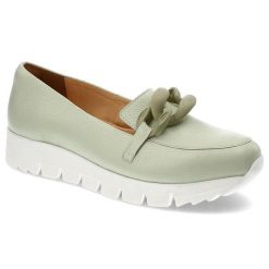 Zielone Półbuty Armodo Stylowe Obuwie Damskie. Zielone półbuty damskie Armodo, na wiosnę, z aplikacjami, ze skóry, eleganckie, bez obcasa, na obcasie, bez zapięcia. Za 369.00 zł.