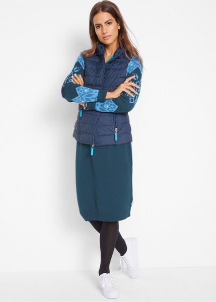 Sukienka dzianinowa w norweski wzór. Niebieskie sukienki damskie bonprix, bez wzorów, z dzianiny, bez kołnierzyka, bez ramiączek. Za 134.99 zł.