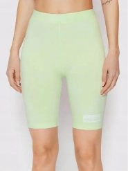 SPODENKI DAMSKIE LEGGINSY KRÓTKIE KOLARKI ELLESSE KRÓTKIE KOLOR ZIELONY. Zielone legginsy damskie Ellesse, bez wzorów, z bawełny. Za 84.62 zł.