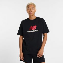 Koszulka męska New Balance MT51500BK – czarna. Czarne koszulki sportowe męskie New Balance, m, bez wzorów, z bawełny, bez ramiączek. Za 169.99 zł.