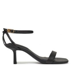 Sandały Tommy Hilfiger. Czarne sandały damskie Tommy Hilfiger, bez wzorów, bez obcasa, na szpilce, bez zapięcia. Za 379.99 zł.