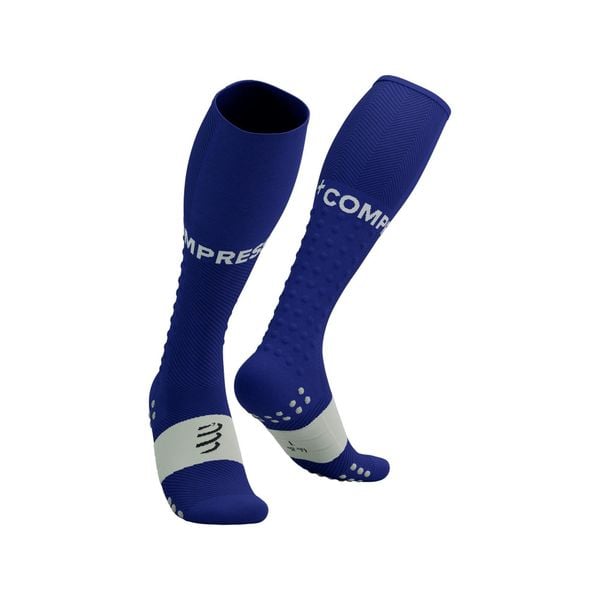 Skarpety biegowe Compressport Compression Full Socks Run. Niebieskie skarpetki damskie Compressport, bez wzorów. Za 188.99 zł.