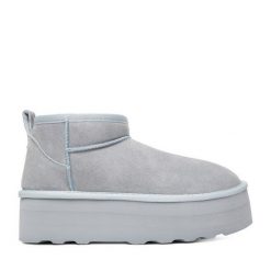 Śniegowce DeeZee. Niebieskie śniegowce damskie DeeZee, bez zapięcia. Za 349.99 zł.