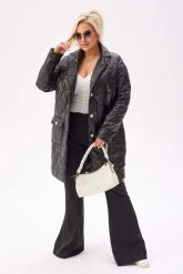 Wiosenny czarny płaszcz Greta - lekkość i elegancja PLUS SIZE XXL. Czarne płaszcze damskie Moda Size Plus Iwanek, na wiosnę, plus size, bez wzorów, z poliesteru, eleganckie, bez kołnierzyka, bez kaptura. Za 299.90 zł.