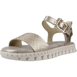 Sandały CARMELA 163266C Złoty. Żółte sandały damskie Carmela, bez wzorów, ze skóry, bez obcasa, bez zapięcia. Za 317.99 zł.