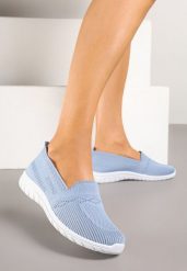 Niebieskie Wsuwane Tenisówki Mokasyny Venni. Niebieskie trampki i tenisówki damskie Born2be, z aplikacjami, z jeansu, bez zapięcia. Za 54.99 zł.