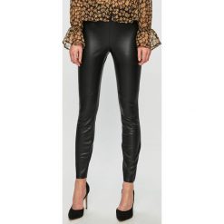 Vila - Legginsy. Czarne legginsy damskie Vila, bez wzorów, z materiału. W wyprzedaży za 79.90 zł.