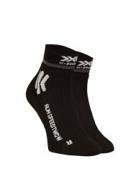 Skarpety biegowe X-Socks Run Speed Two 4.0. Czarne skarpety męskie X-Socks, bez wzorów, z materiału. Za 65.00 zł.