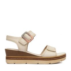 Sandały Remonte. Sandały damskie Remonte, bez wzorów, bez obcasa, na koturnie, bez zapięcia. Za 389.99 zł.