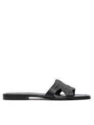 KARL LAGERFELD Klapki KL85408 Czarny. Czarne klapki damskie KARL LAGERFELD, bez wzorów, ze skóry, bez obcasa, bez zapięcia. Za 589.99 zł.
