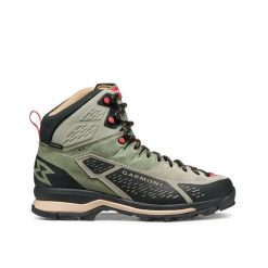 Buty trekkingowe Garmont Cima WP. Niebieskie obuwie trekkingowe damskie Garmont, z gumy, bez zapięcia. Za 664.50 zł.