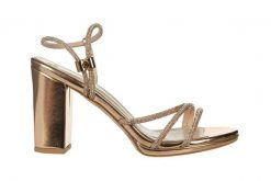 Sandały Bayla-187 587-1705 Rose PU 187175, Różowe złoto, Skóra ekologiczna - 40. Żółte sandały damskie Bayla, z aplikacjami, z materiału, bez obcasa, na obcasie, bez zapięcia. W wyprzedaży za 224.10 zł.