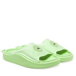 Klapki adidas. Żółte klapki damskie Adidas, bez wzorów, sportowe, bez obcasa, bez zapięcia. Za 379.99 zł.