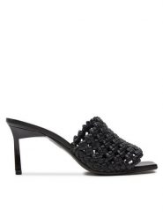 Calvin Klein Klapki Heel Mule Sandal 70 Latt HW0HW02144 Czarny. Czarne klapki damskie Calvin Klein, bez wzorów, ze skóry, bez obcasa, bez zapięcia. Za 479.99 zł.