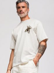 Męska koszulka z aplikacją pająka z kamieni i złotych koralików - złamana biel V2 - Rozmiar: M. Żółte t-shirty męskie Ombre Clothing, m, z aplikacjami, z bawełny, bez kołnierzyka, bez ramiączek. Za 279.99 zł.