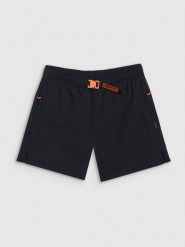 4F Spodenki casual męskie - czarne M. Czarne szorty męskie 4F, bez wzorów, z dresówki, casualowe. W wyprzedaży za 79.99 zł.