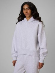 4F Bluza dresowa regular z kapturem damska - szara S. Szare bluzy damskie 4F, s, bez wzorów, z dresówki, bez ramiączek, z kapturem. Za 159.99 zł.