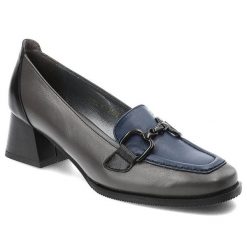 Granatowe Półbuty Armodo Skórzane Eleganckie Buty Na Obcasie. Niebieskie czółenka damskie Armodo, bez wzorów, ze skóry, eleganckie, bez obcasa, na obcasie, bez zapięcia. Za 369.00 zł.