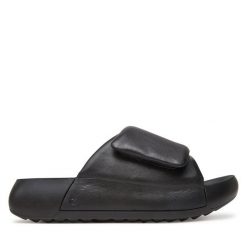 Klapki ECCO. Czarne klapki damskie ecco, bez wzorów, bez obcasa, bez zapięcia. Za 419.99 zł.