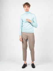 Takeshy Kurosawa Sweter | 83475 | Maglia D/Vita Calato Lana | Mężczyzna | Błękitny. Niebieskie swetry męskie Takeshy Kurosawa, m, bez wzorów, z dzianiny, bez kołnierzyka, bez ramiączek. W wyprzedaży za 369.00 zł.
