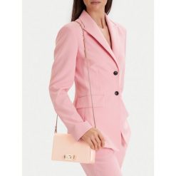 Torebka Nine West. Czerwone torebki do ręki damskie Nine West, bez wzorów, bez dodatków. Za 219.99 zł.