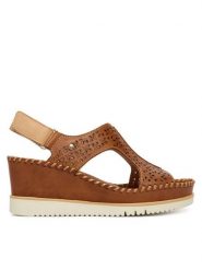 Pikolinos Sandały Aguadulce W3Z-1623C1 Brązowy. Brązowe sandały damskie Pikolinos, bez wzorów, ze skóry, bez obcasa, na koturnie, bez zapięcia. Za 599.99 zł.