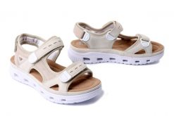 RIEKER 64074-60 beige, sandały damskie. Brązowe sandały damskie Rieker, bez wzorów, bez obcasa, bez zapięcia. Za 287.92 zł.